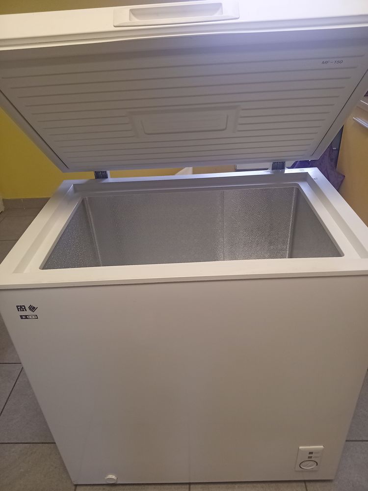CONG�LATEUR 220 LITRES 70 Riom (63)