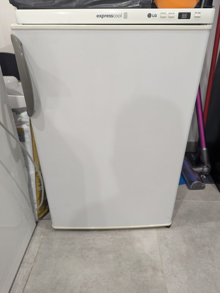 Achetez congélateur lg, top occasion, annonce vente à Brassac-les-Mines (63) WB177910052