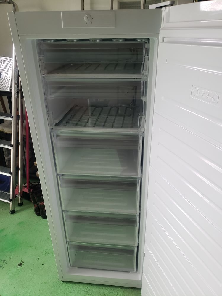 Congelateur 140 Lezoux (63)