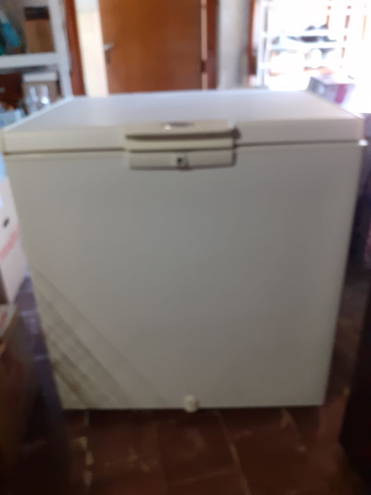 congelateur 100 Nueil-sous-Faye (86)