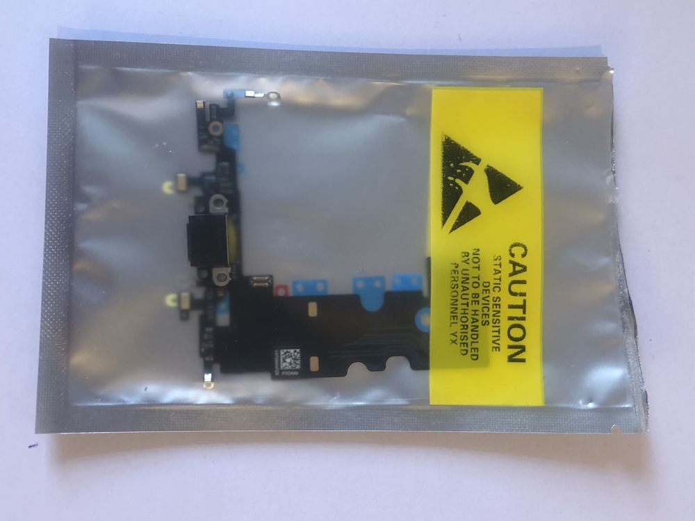 Connecteur de charge iPhone 8/SE 2020 original Apple neuf 15 M�rignac (33)