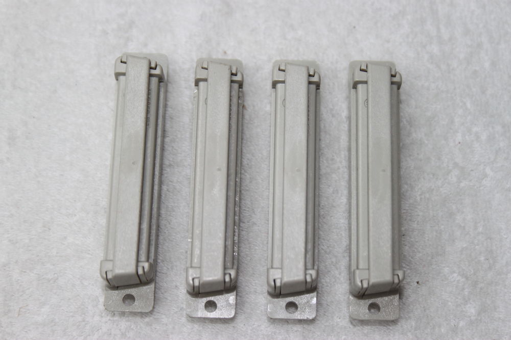 Connecteurs Amphenol M�le / Femelle 20 Montigny-Lencoup (77)