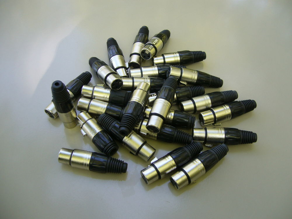 
Lot connecteurs XLR 3 broches femelles � 1� 1 Rostrenen (22)