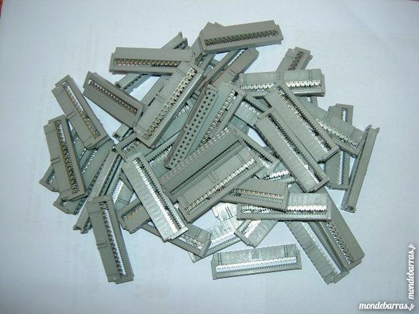 20 connecteurs NEUFS auto-d�nudant droit 2x17 contacts 8 Fournet-Blancheroche (25)