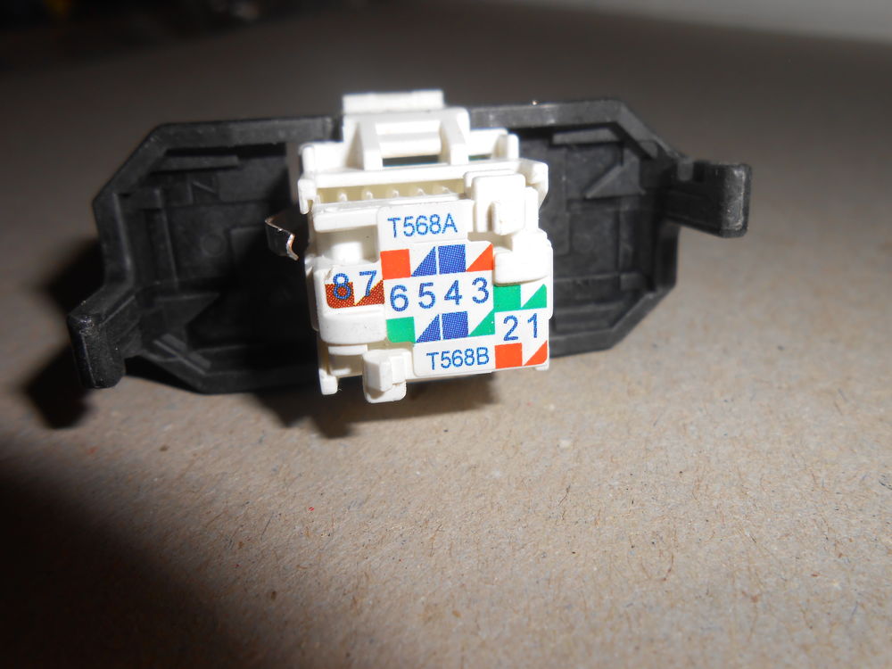 connecteurs RJ45 (72) 4 Vend�me (41)