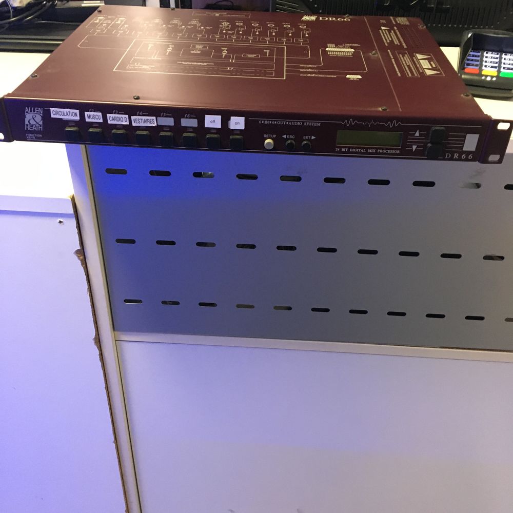 Console DR 66 Allen et Heath 150 Saint-Jean-de-Braye (45)