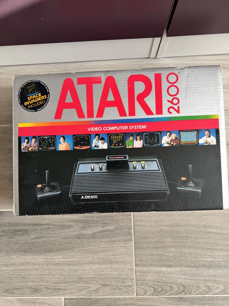 console ATARI 2600 neuve 500 Simard (71)