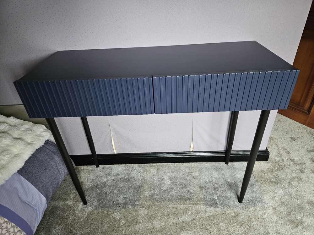 Console bleu marine avec pieds noir Dimensions 100 x 40,5 x 140 Lingolsheim (67)