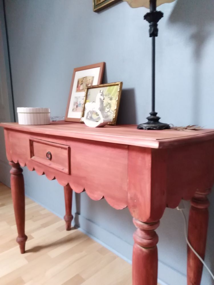 CONSOLE cir�e vieux rose
99 Orl�ans (45)