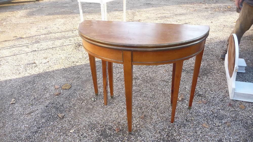 console demi lune 90 Trappes (78)