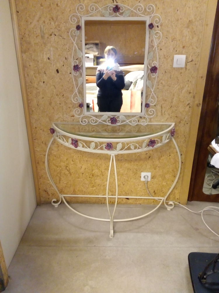 Console en fer forg� et miroir, d�cor roses romantiques 70 Loos (59)