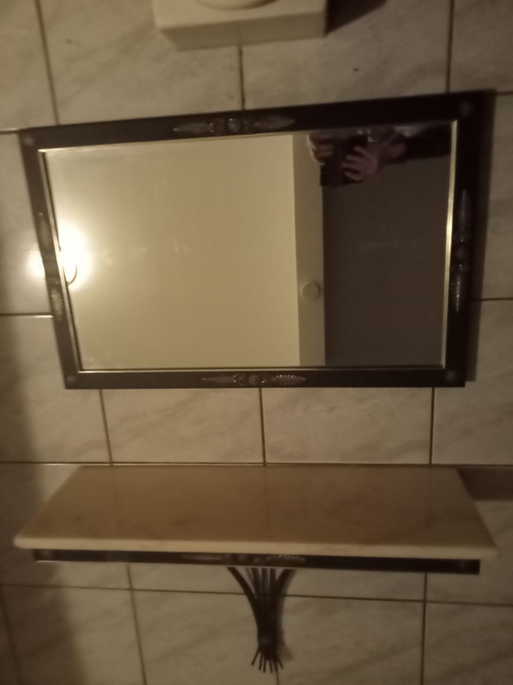 Console fer forger, dessus marbre rose, miroir assortie 100 Civrac-de-Blaye (33)