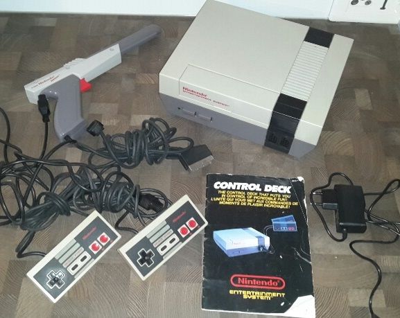 Console NES + jeux NES 50 Allouville-Bellefosse (76)