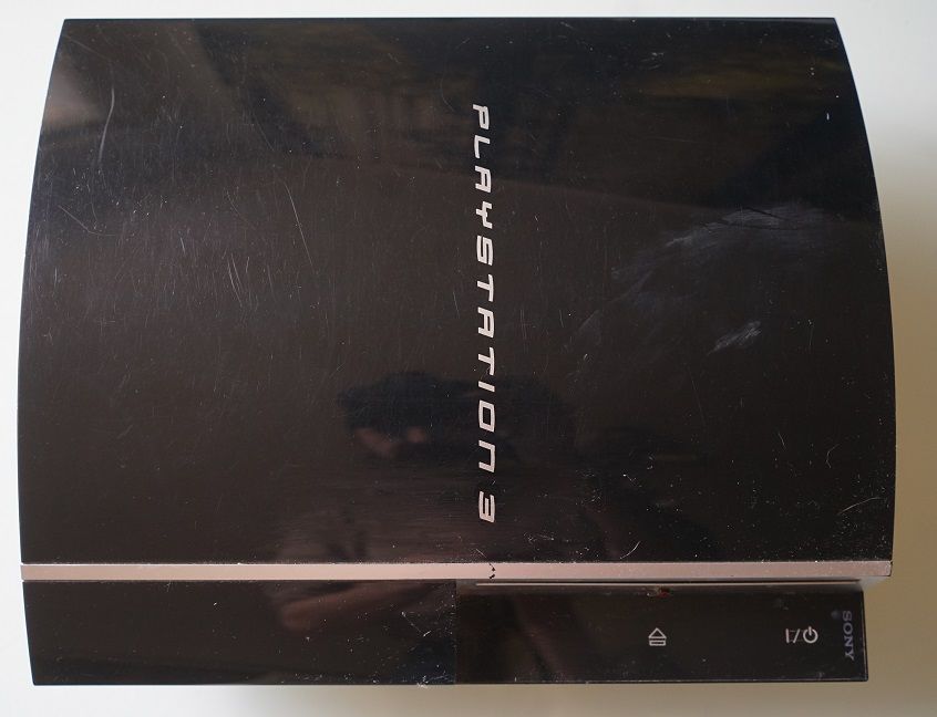 console PS 3 + 2 manettes + clavier + connectiques 50 Foug�res (35)