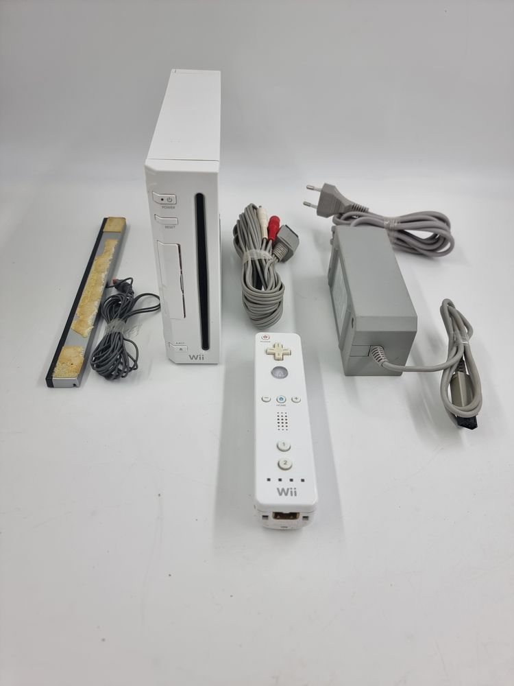 Console Nintendo Wii RVL 001 blanche compl�te 25 Vulbens (74)