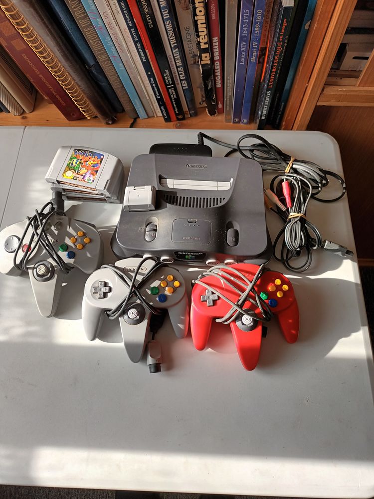 CONSOLE NINTENDO 64 130 Nemours (77)