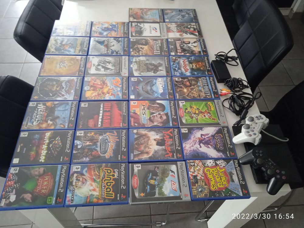 Console PS2 Slim et jeux Consoles et jeux vidéos