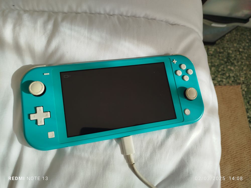 console Switch ainsi que 3 jeux 200 Barbonne-Fayel (51)