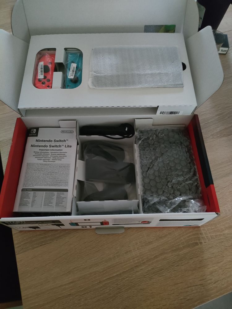 Console Switch 300 Frontignan (34)