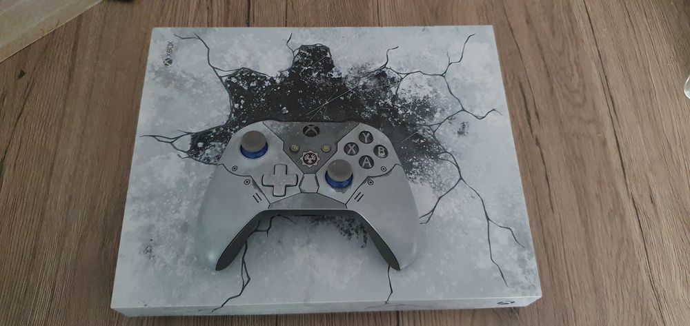 console xbox one x 1to edition gears 5 250 Vrigne-aux-Bois (08)