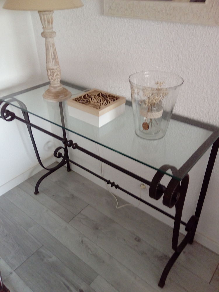 Console 300 Sanary-sur-Mer (83)