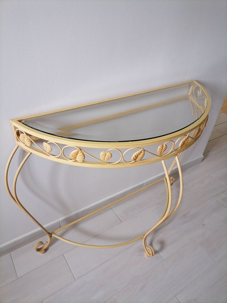 console 100 Yvr�-le-P�lin (72)