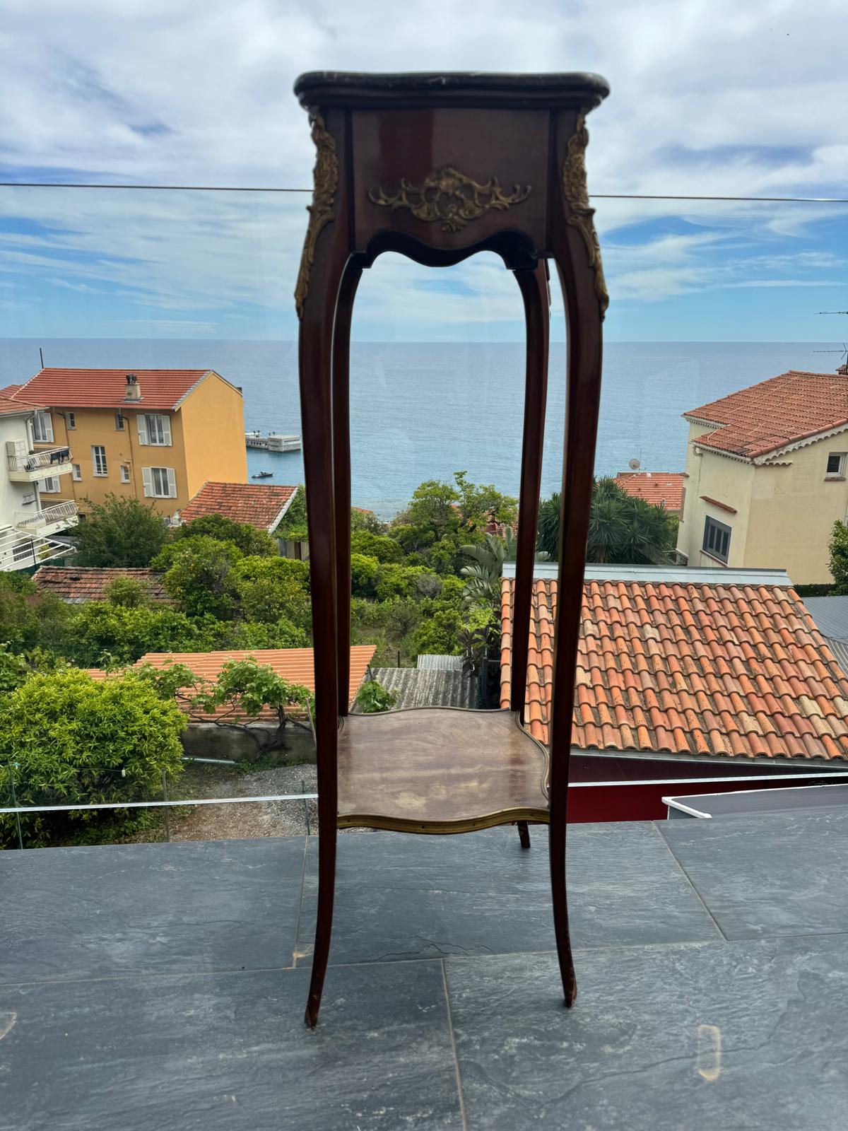 Console 100 Cap-d'Ail (06)