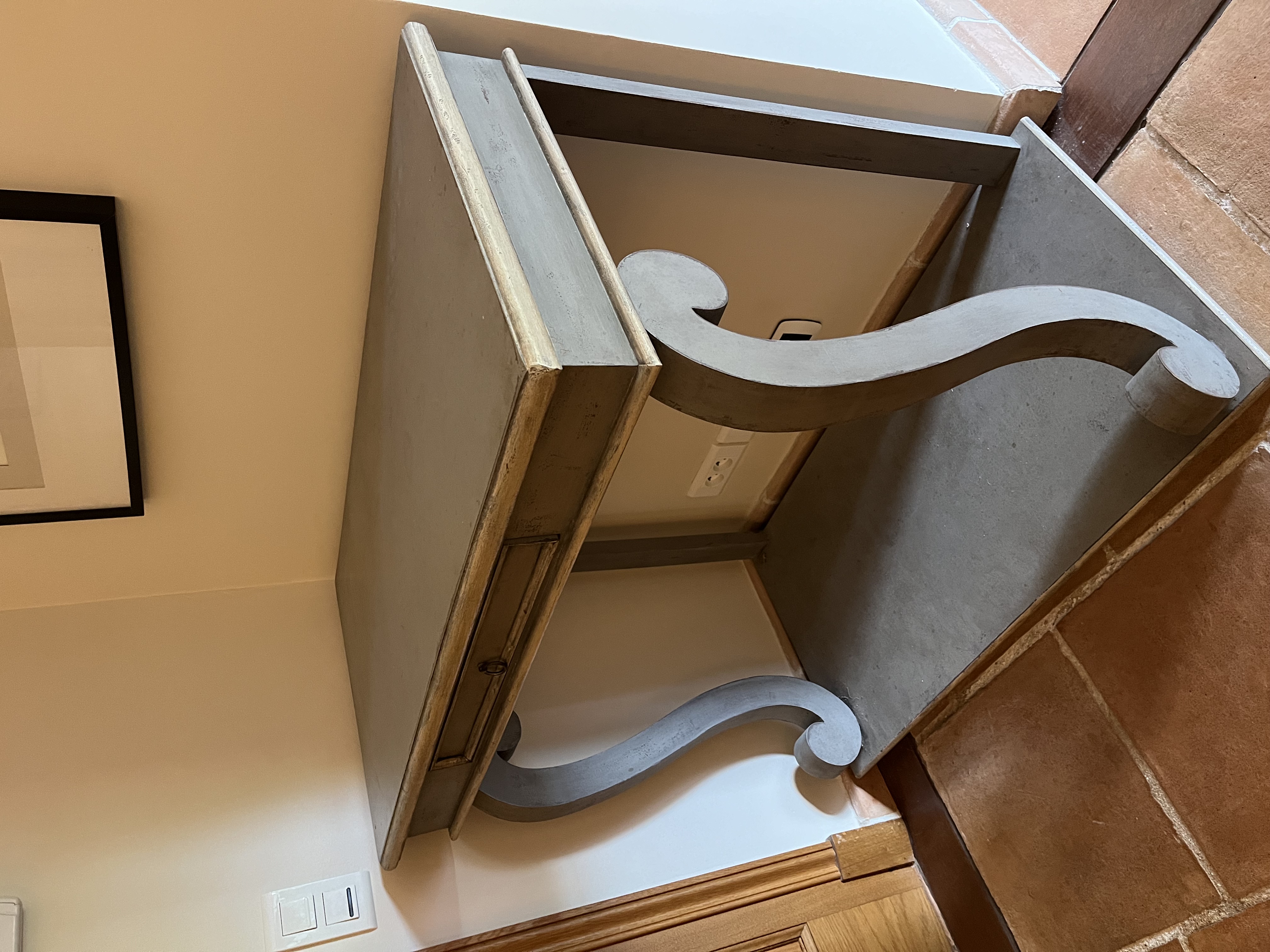 Console 450 Valbonne (06)