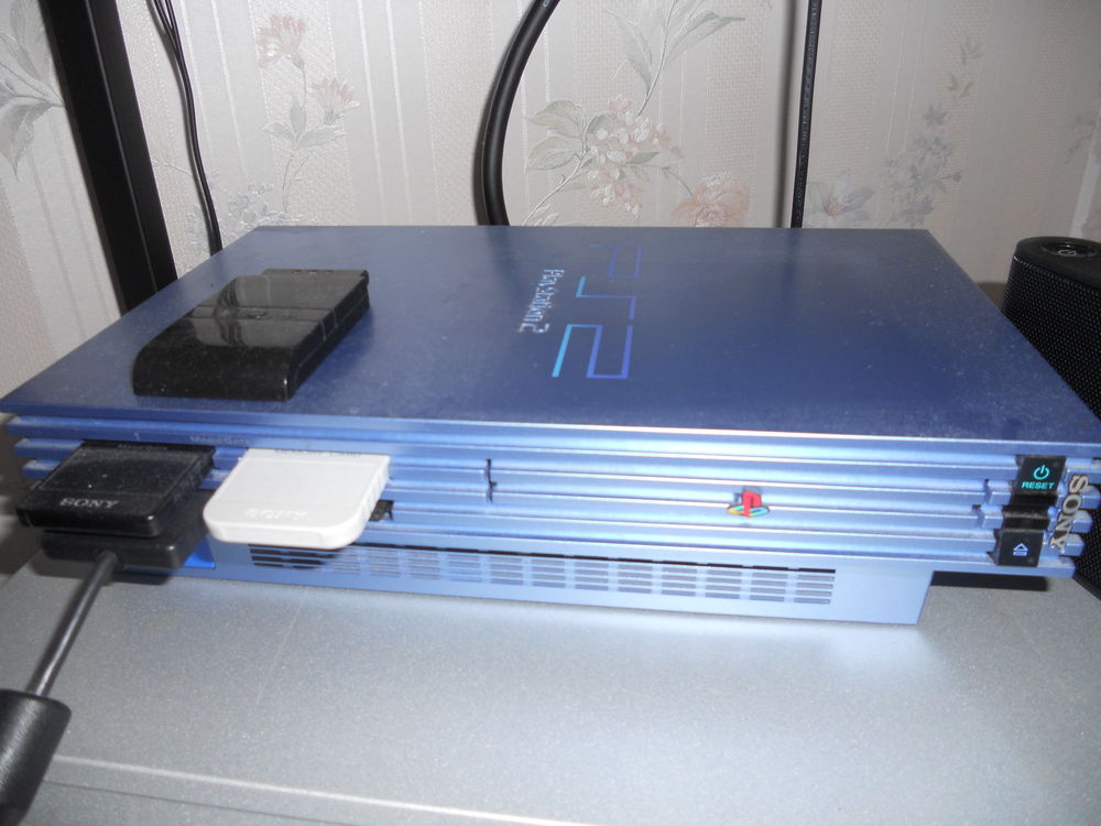 PS2 console 220 Tr�laz� (49)
