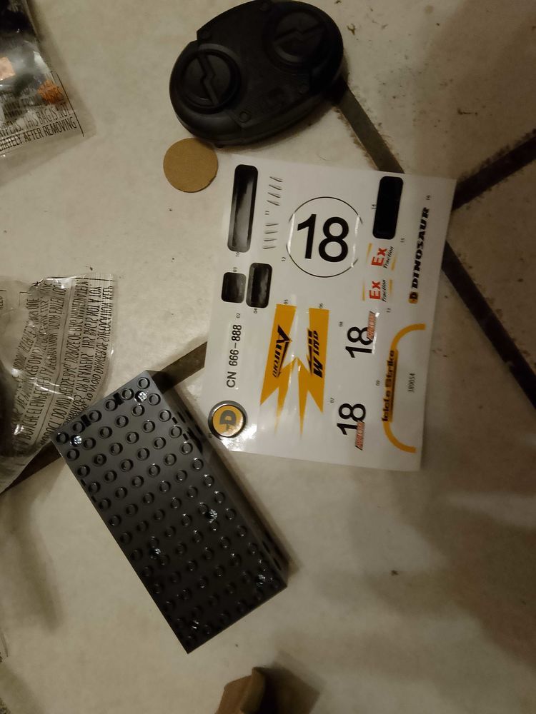 construction voiture t�l�command�e 18 Roujan (34)