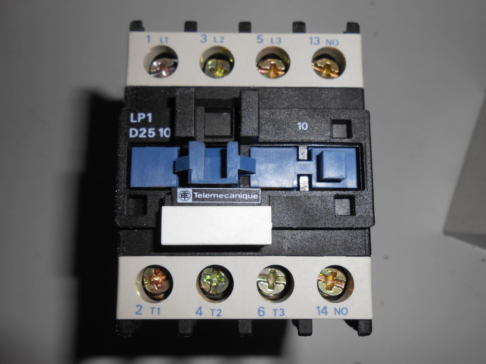 CONTACTEUR LP1 D25108D (13) 50 Vend�me (41)