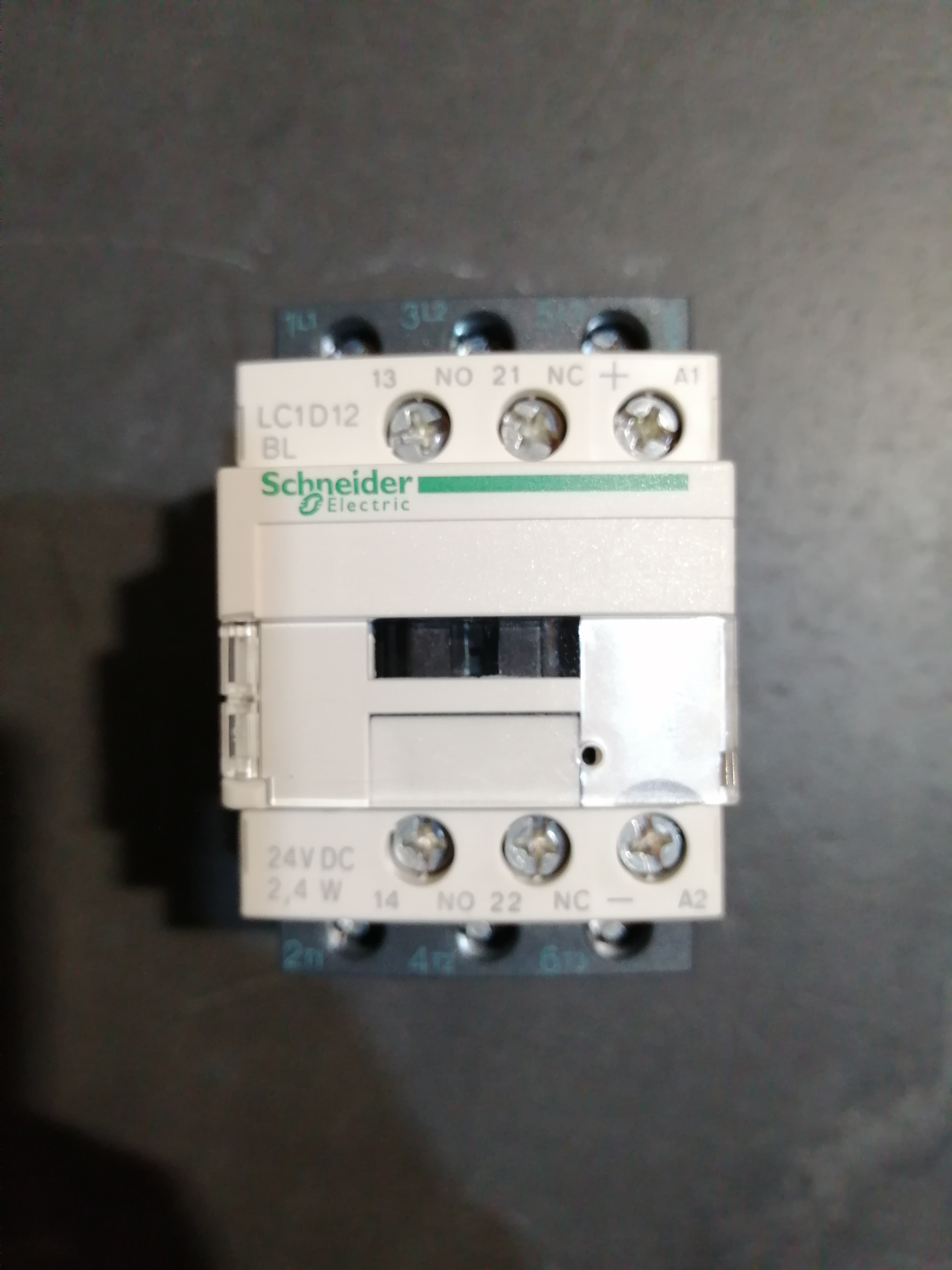 Contacteur LC1D12BL Schneider / T�l�m�canique 10 Brest (29)