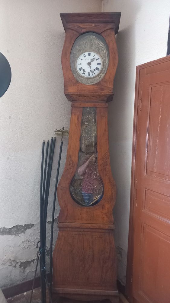 Contoise date des ann�es 70 avec d�tails fait main 0 �vron (53)