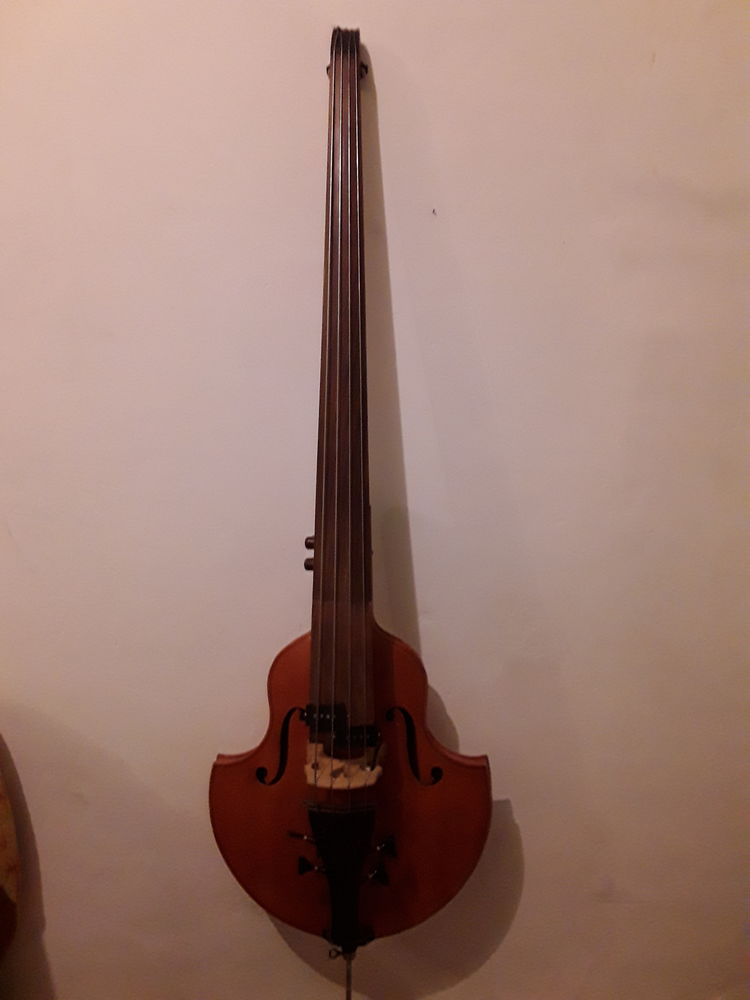 Contrebasse �lectrique de lutherie 1950 Mons (34)