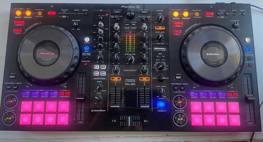 Contr�leur DJ 2 canaux Pioneer DDJ-800 Bo�te d'origine 410 Pontis (05)
