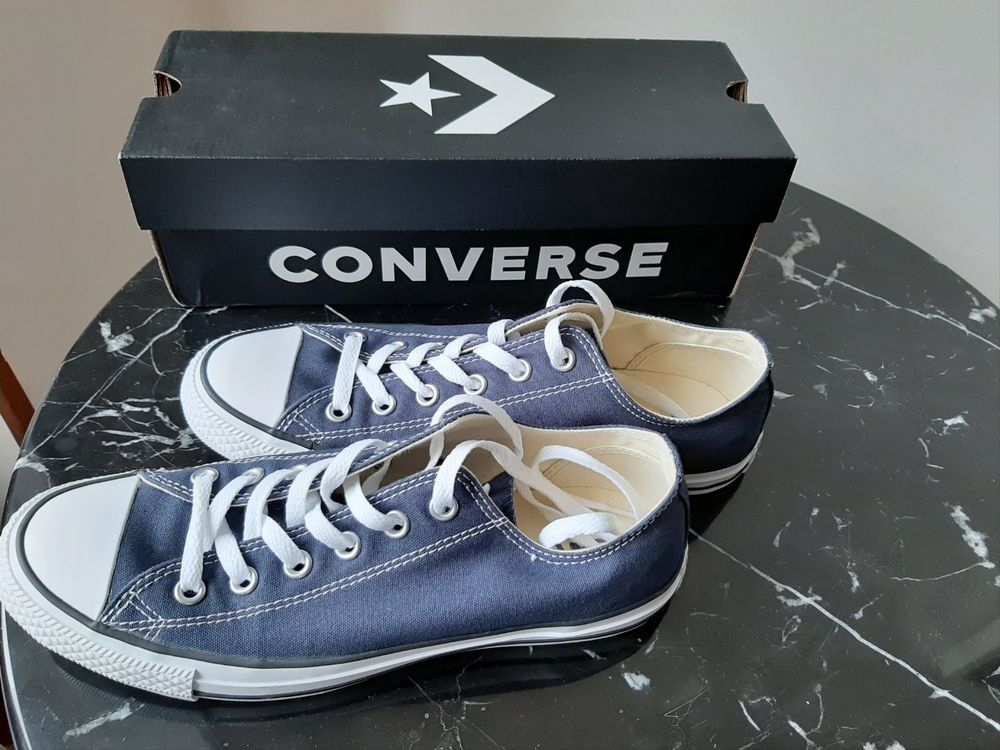 CONVERSE  BLEU  T 41,5 30 S�es (61)