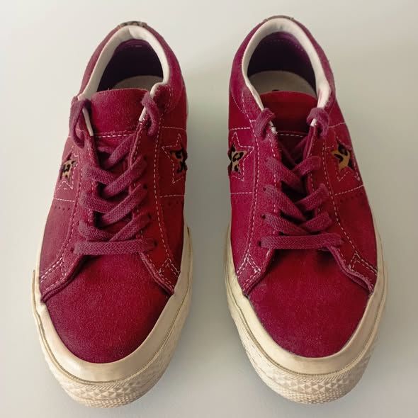 Converse bordeaux panth�re 15 Saint-Georges-d'Esp�ranche (38)