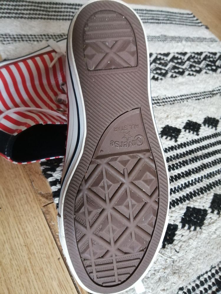 Converse motif drapeau USA 50 Rochefort (17)