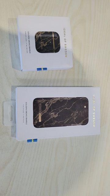 COQUE & AIRPODS CASE 15 Roquebrune-Cap-Martin (06)