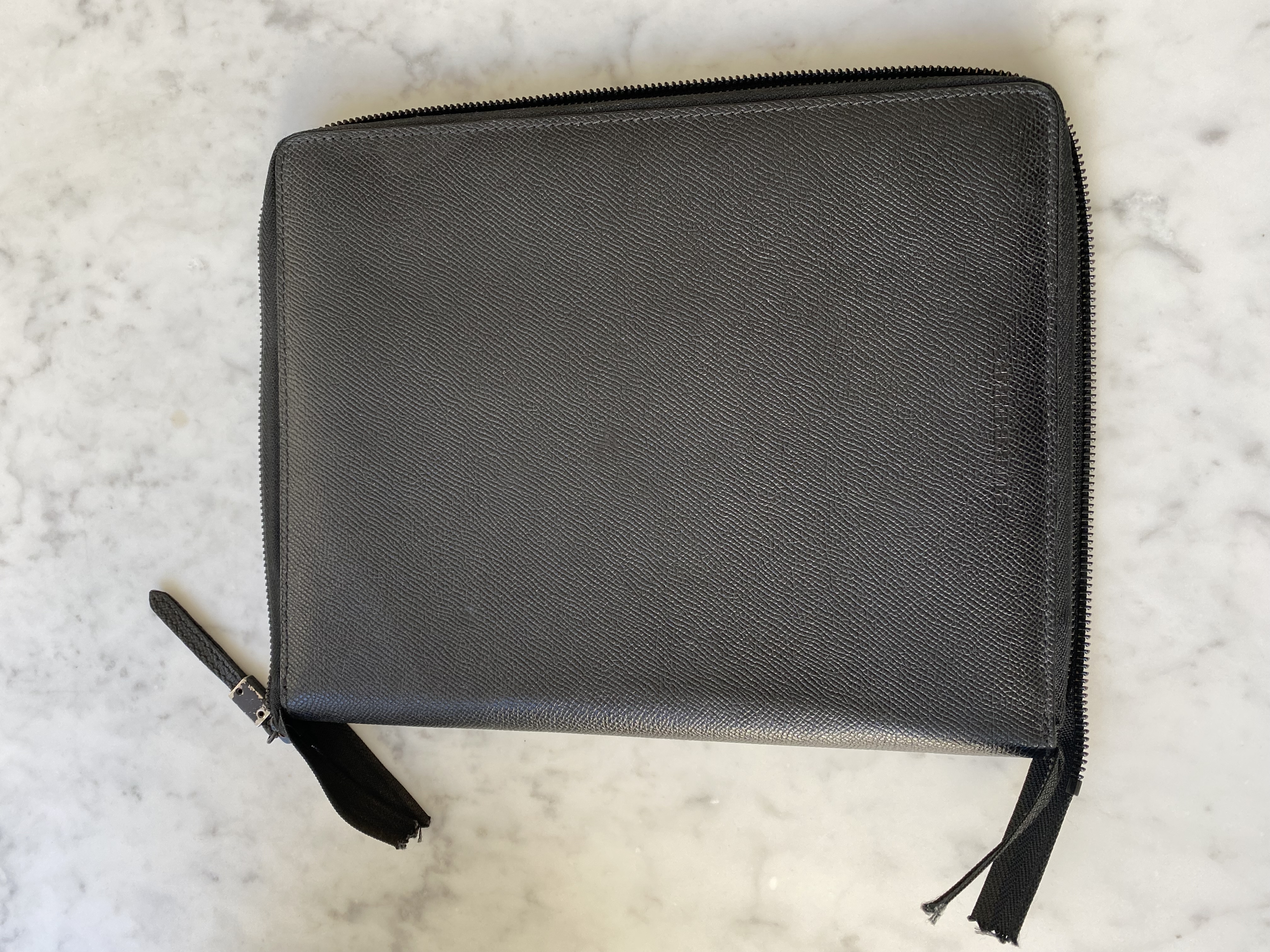 Coque pour Ipad Burberry �tui cuir 100 Paris 20 (75)