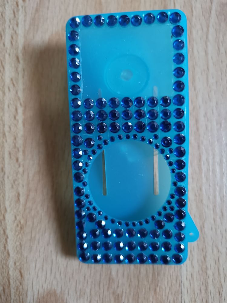 Coque en silicone bleu strass� pour ipod 5 Villemomble (93)