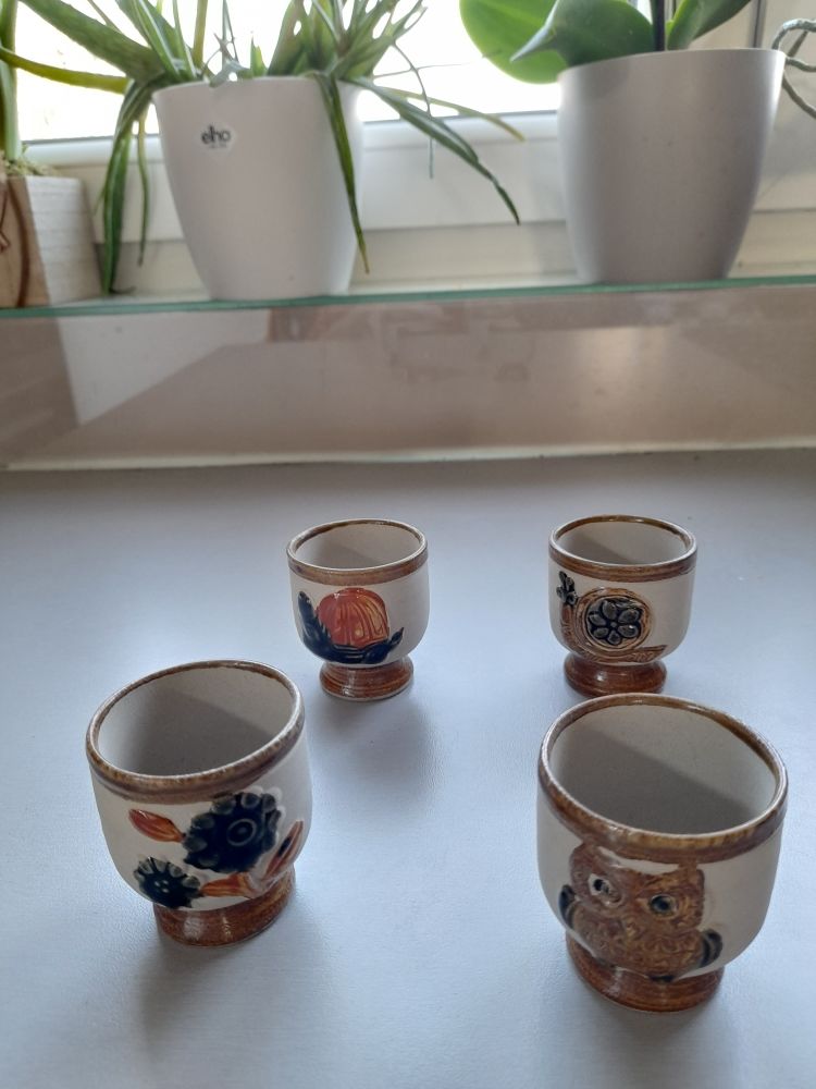 4 coquettiers d�cor�s fa�ence 6 Socx (59)