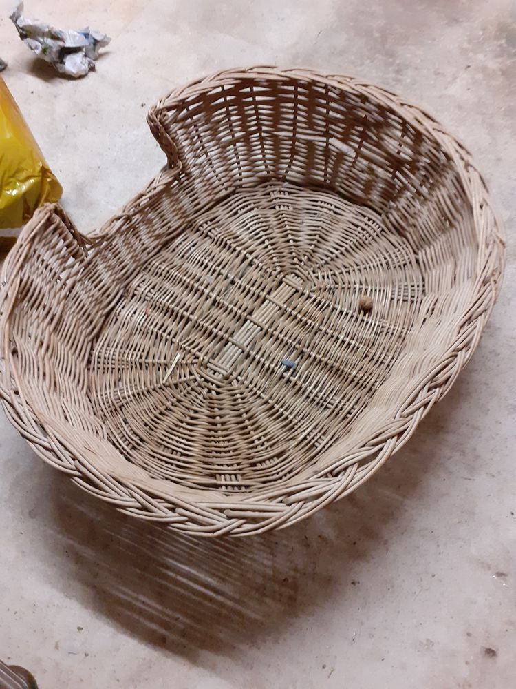 Corbeille pour gros chien en osier 10 Fontenai-les-Louvets (61)