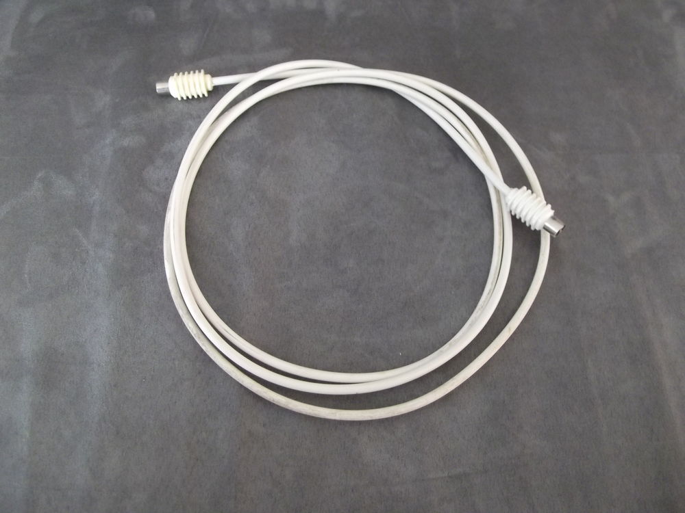 Cordon antenne TV 2,15m 2 Saint-Sornin-Leulac (87)