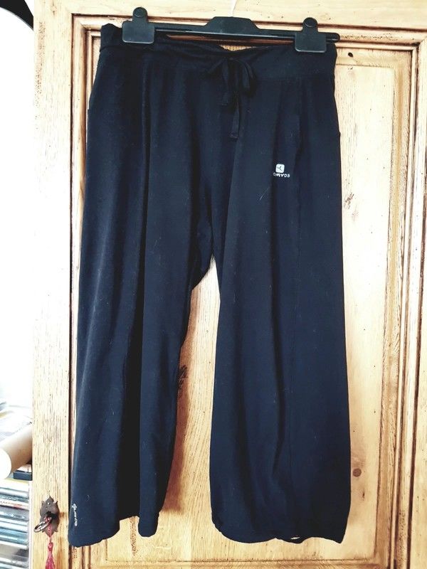 Corsaire noir domyos tres doux taille 36 mesure taille a pla 5 Viriat (01)