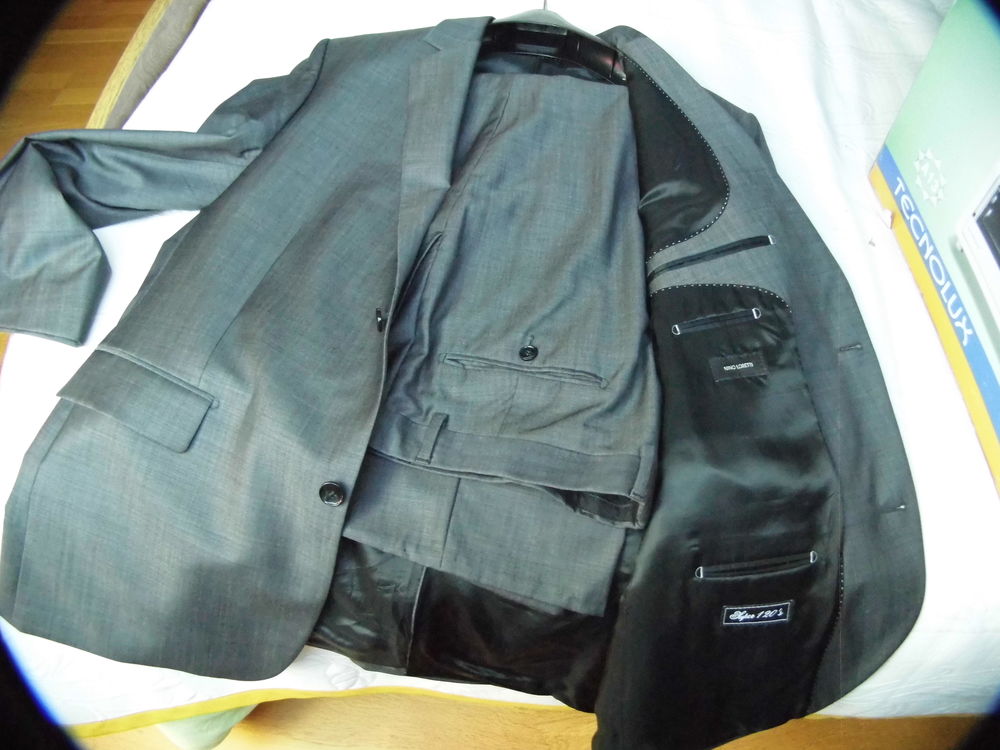 costume gris 100 Sainte-Anne-sur-Brivet (44)