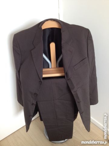 Costume homme 44 marron 20 Nanterre (92)