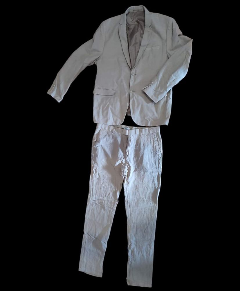 costume homme taille 40/42 30 Forbach (57)