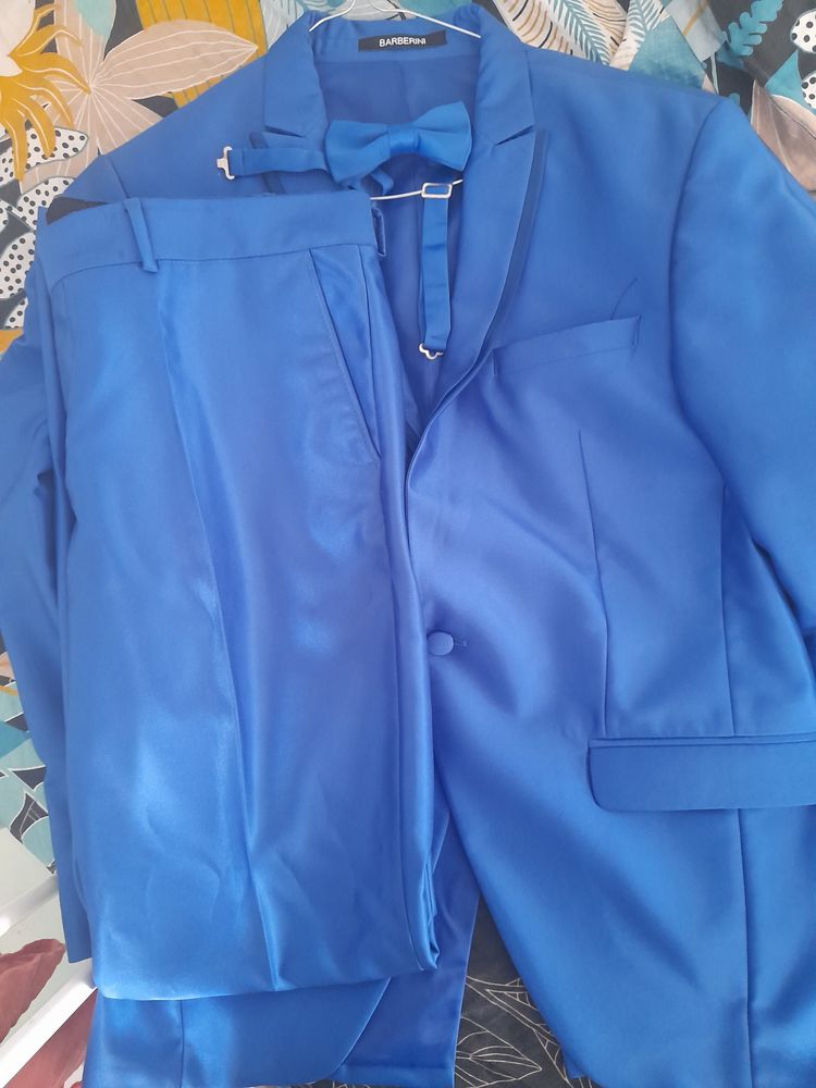 Costume homme
150 Martinique (97)