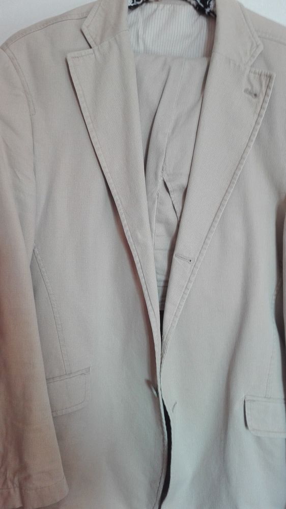 costume marque  BURTON 10 Charny (77)